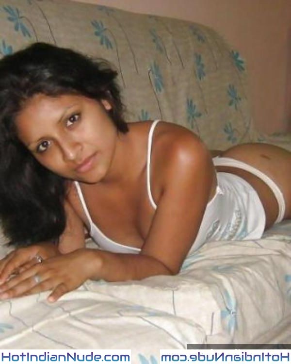 Nangi Desi Photo Gallery of Sexy Ladkiyan Solo Sex in Bra, Panty aur Gaand