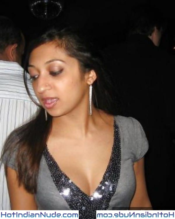Nangi Desi Photo Gallery of Sexy Ladkiyan Solo Sex in Bra, Panty aur Gaand