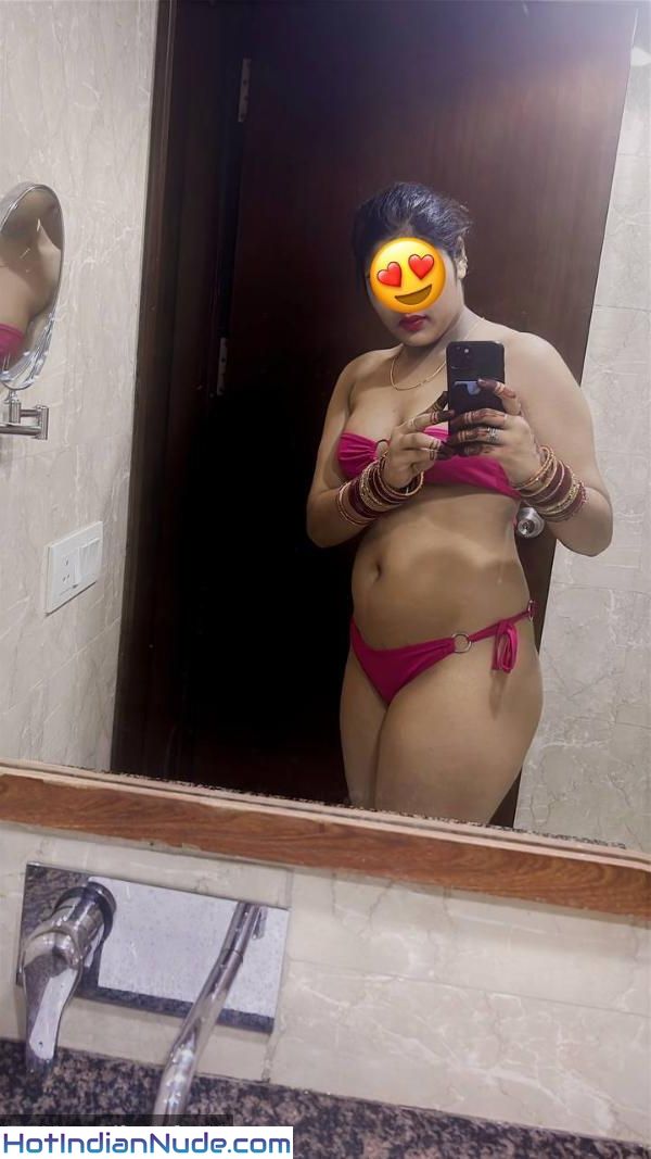 New Delhi Muslim Pretty Nude Selfies