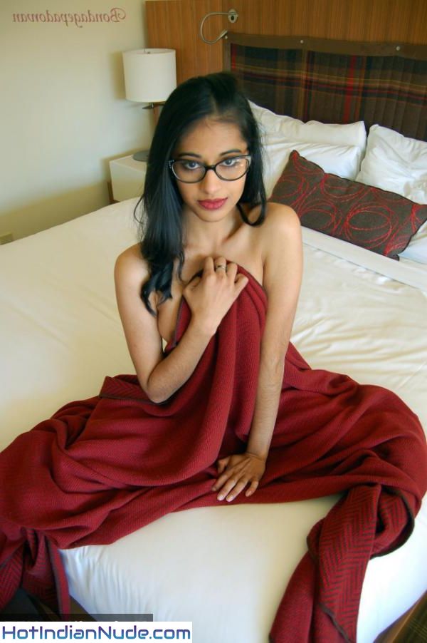 Nri Nude Model Boobs Nude Photos