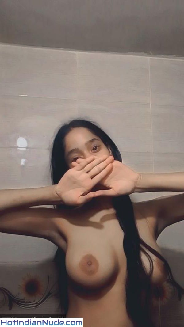 Original Title Bangalore Myslutwife