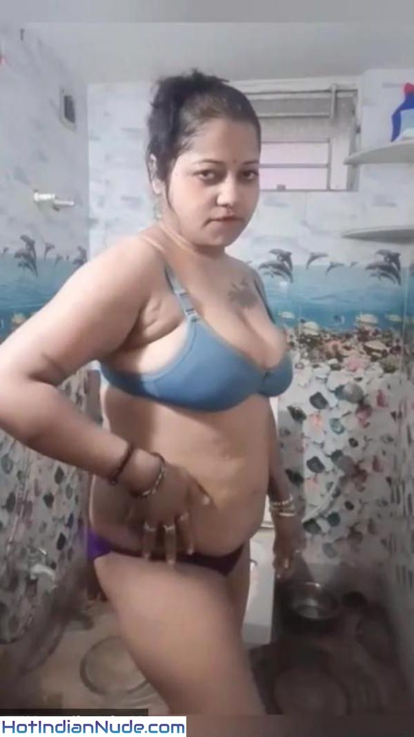 Real nude selfies