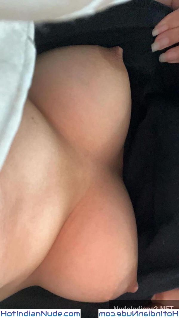 Sexy Nri Full Telugu Nangi Photo