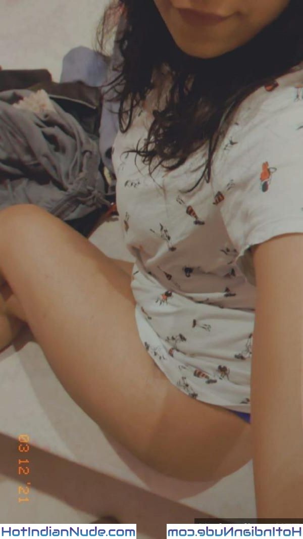 Surat Nangi Girl Mirror Pic Nudes