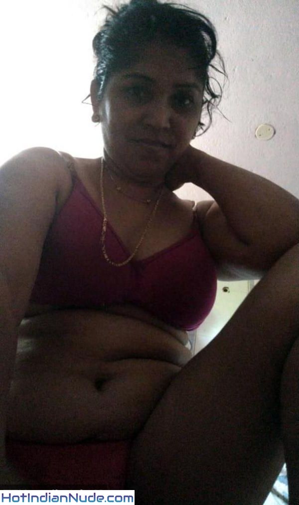 Tamil Chechi Chudai Big Indian Aunty Boobs