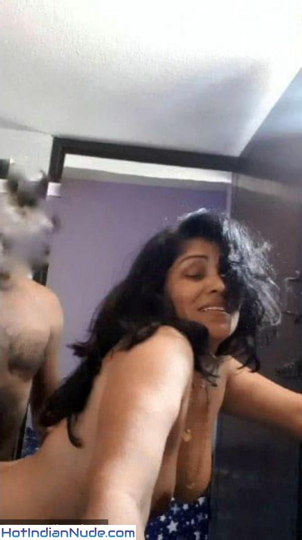 Tamil Chechi Chudai Nude Honeymoon Photos