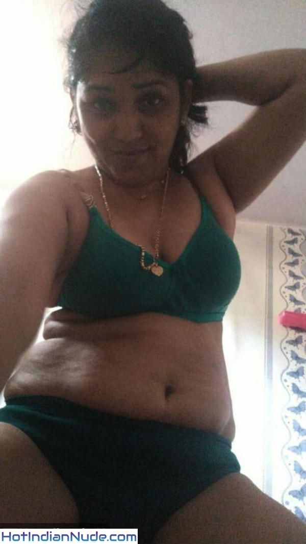 Tamil Chechi Chudai Wifebutt Nude