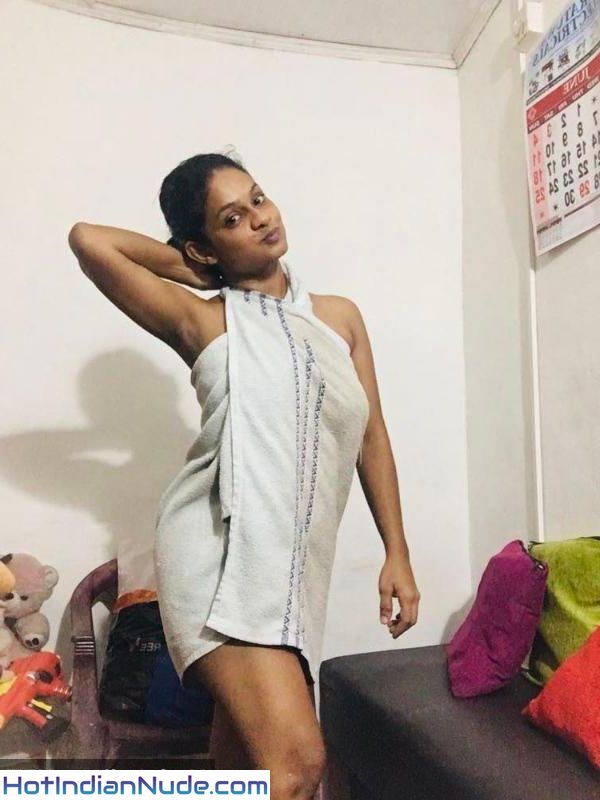 Telangana Bhabhi Nangi Naked Hot Selfie