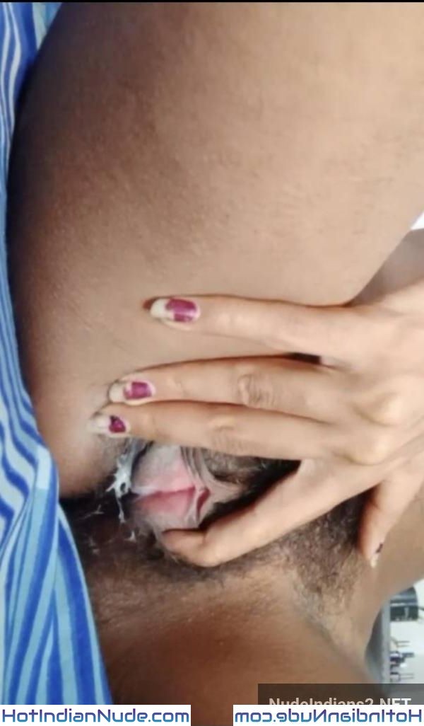 Telugu Ladki ko Lund Chalana Chahti Hai Kaviya Madhusudhan ki Nangi Chut Pic