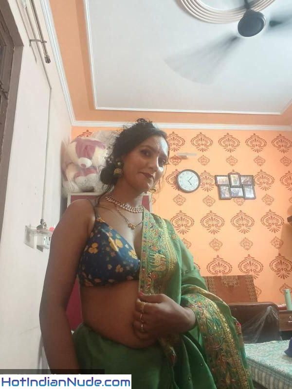 Nude photos tits