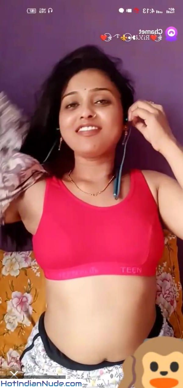 Naked hot aunty