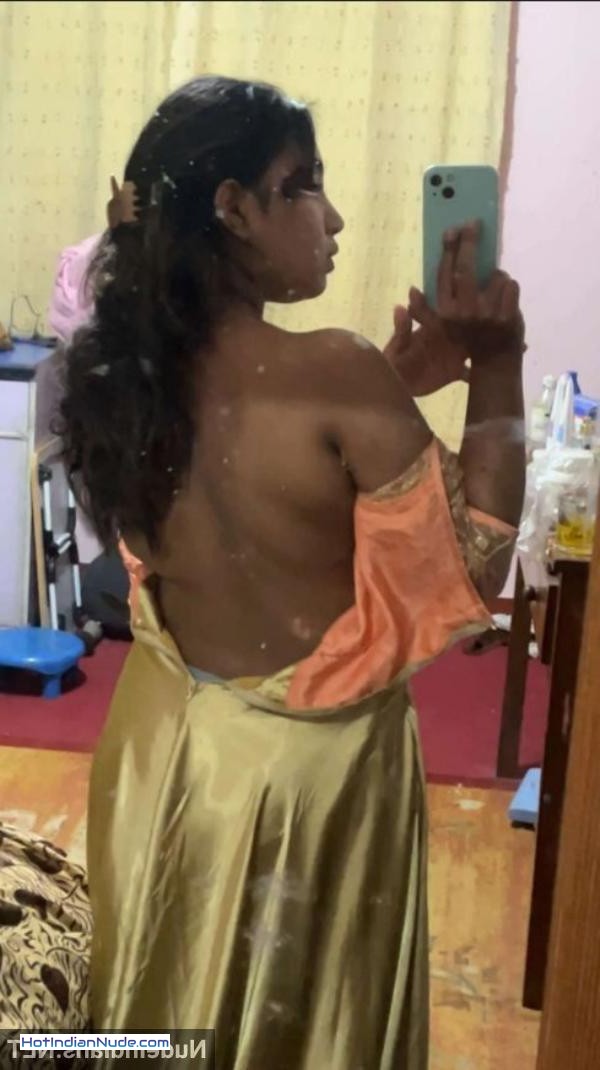 Garam Indian Nude Gf Pics Leak: Horny Indian Gf Big Boobs Pics – Girl Flashing Sex