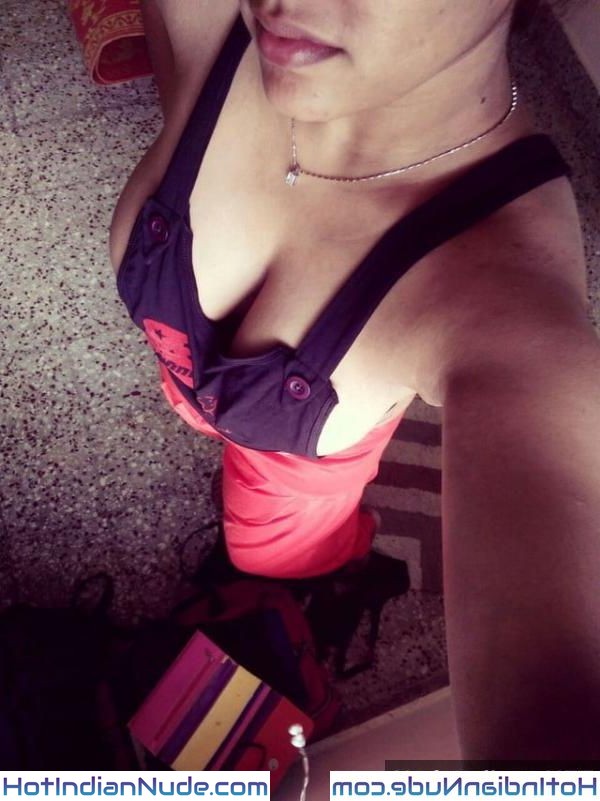 Desi Nri Nude
