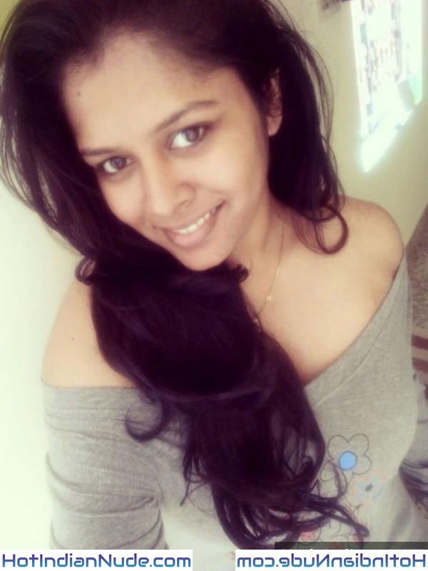Hot Indian Girl Nude Pic