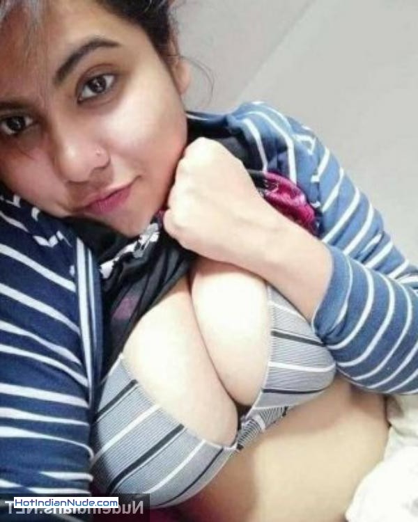 Garam Ladkiyan Nangi Mast Bhabhi