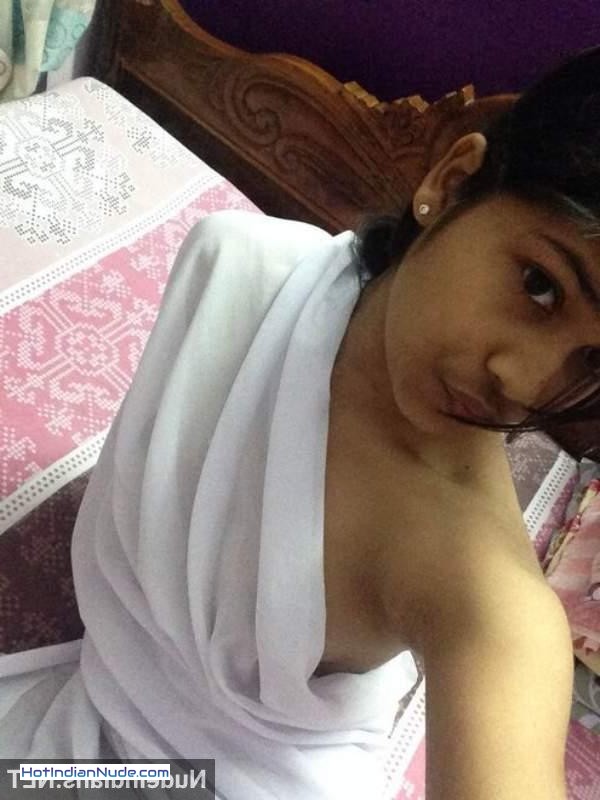 Garam Desi Nude Girl Pics Leaked Hot Desi Nude Shots