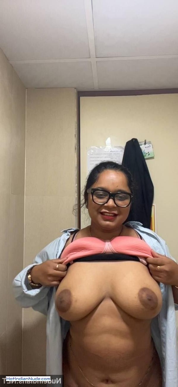 Nepali Badi Bahu Ki Nangi Chuttiyan 8211 Delhi Ki Secretari