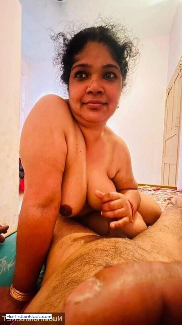 Sexy indian aunty sex photos ki gallery