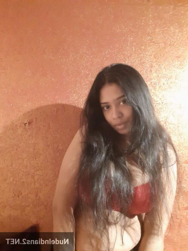 Desi aunty nude pics