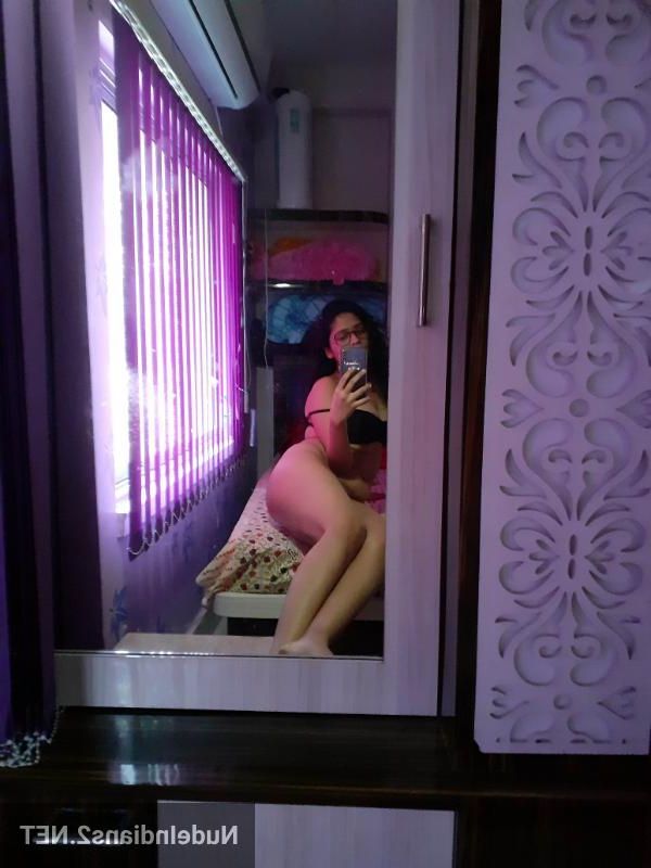 Gf nude selfies
