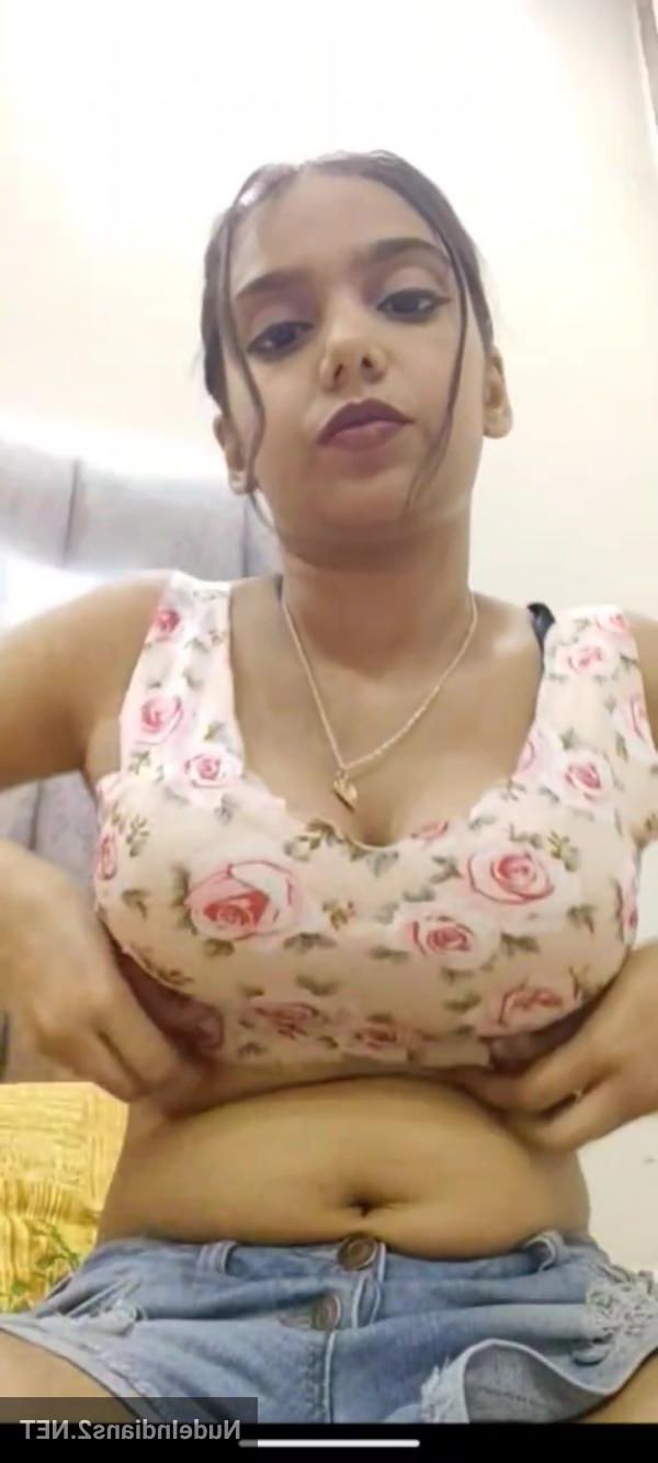 Exclusive Desi Muslim Hotindiannude