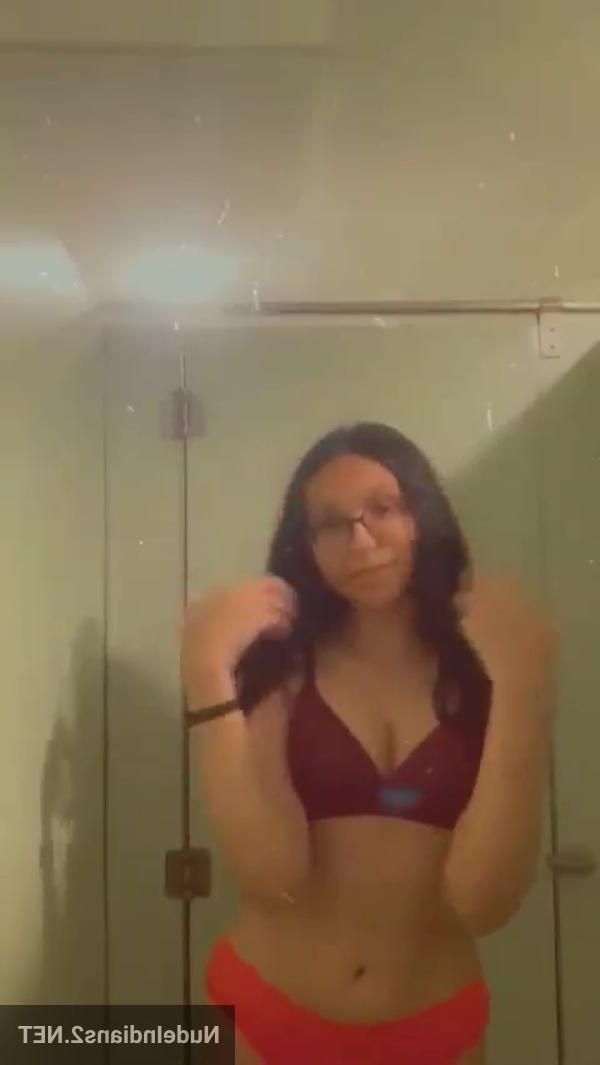Indian girls naked pic