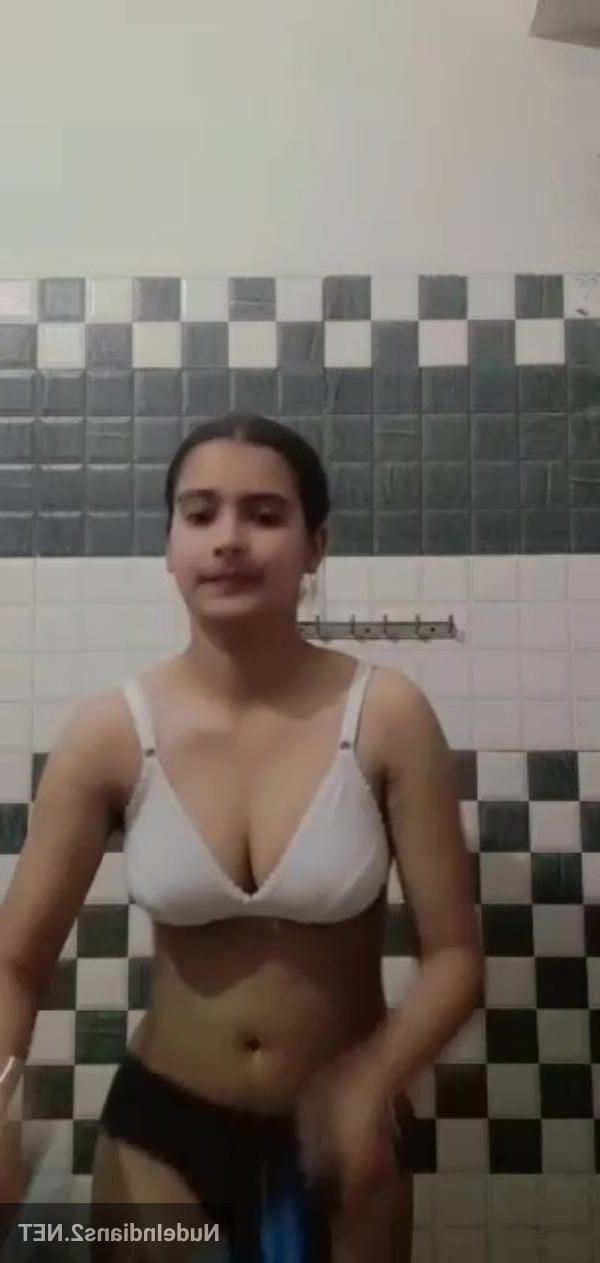 Hot sexy desi housewife nude collection album