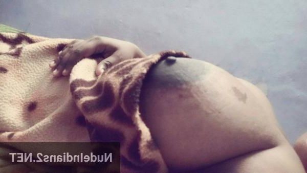 Nude home selfies