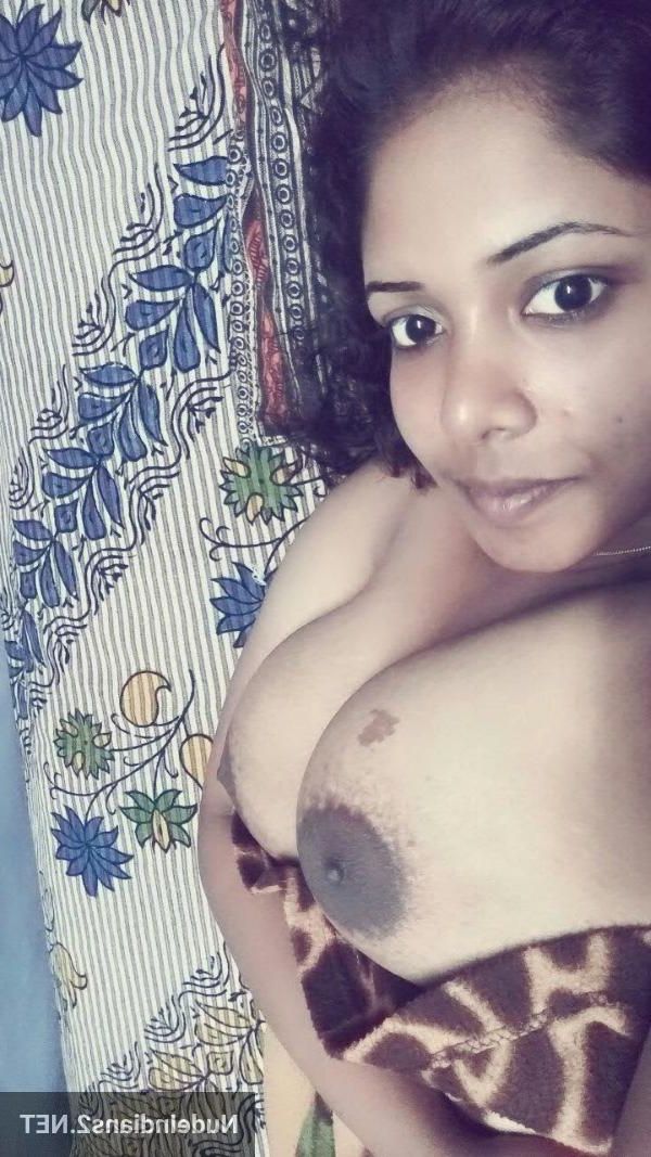 Naked women buts