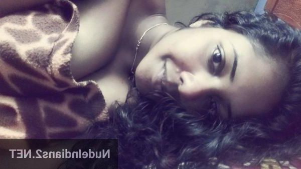 Flashing boobs nude