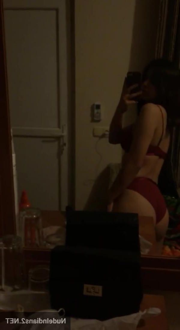 Desi girl naked picture