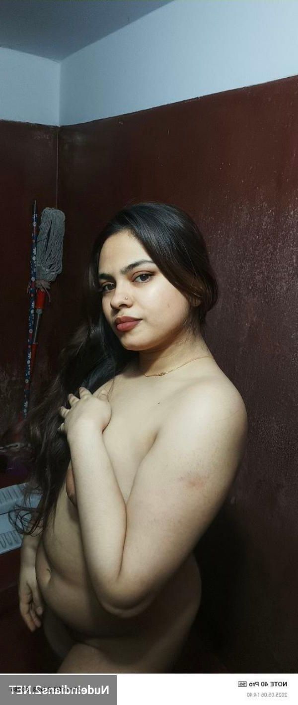 Desi nude aunty photo