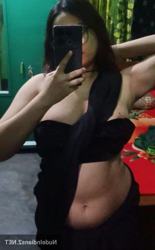 Nude bhabhi images