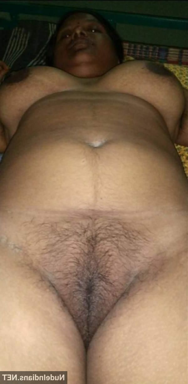 Indian Lesbian Licking Pussy
