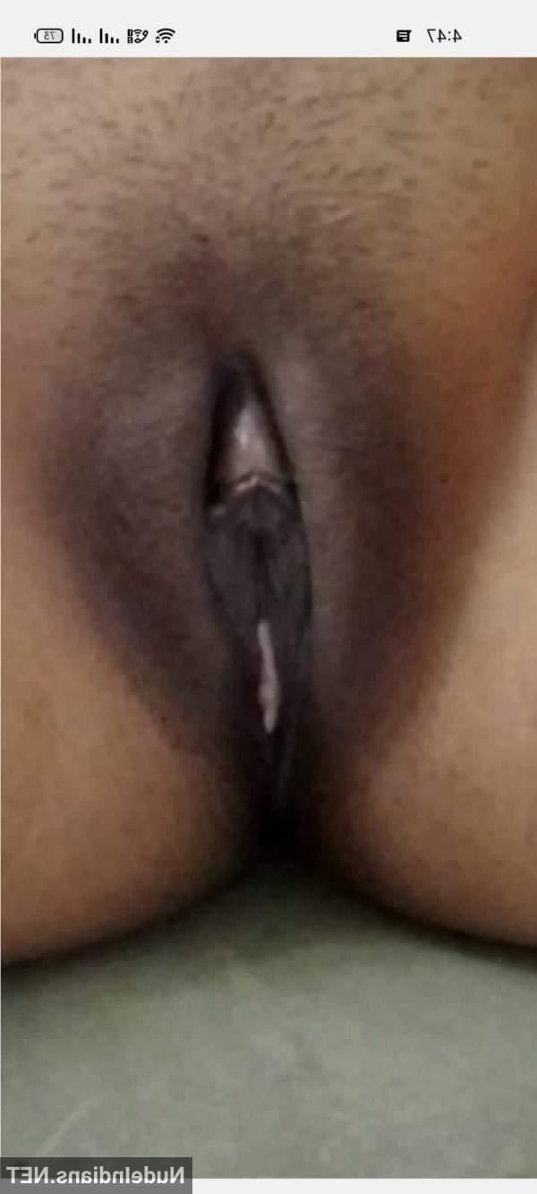 Wifeboobs