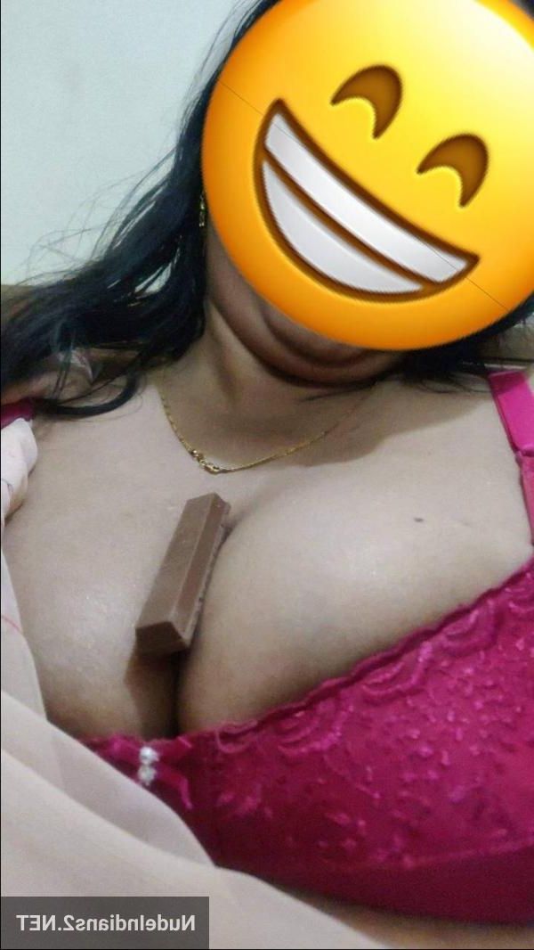 Naked images of sunny leone