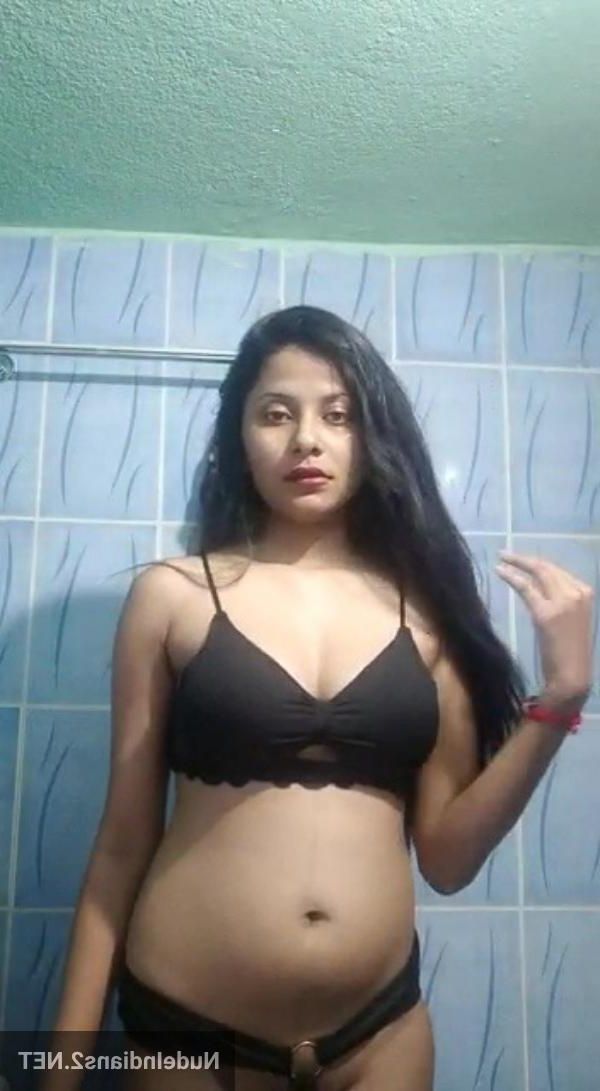 Big breasted nude babes