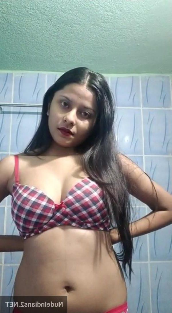 Housewife naked porn