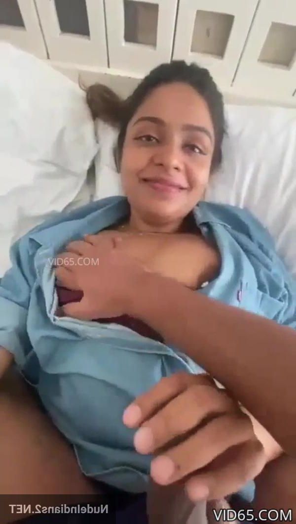 Teenage nude selfie