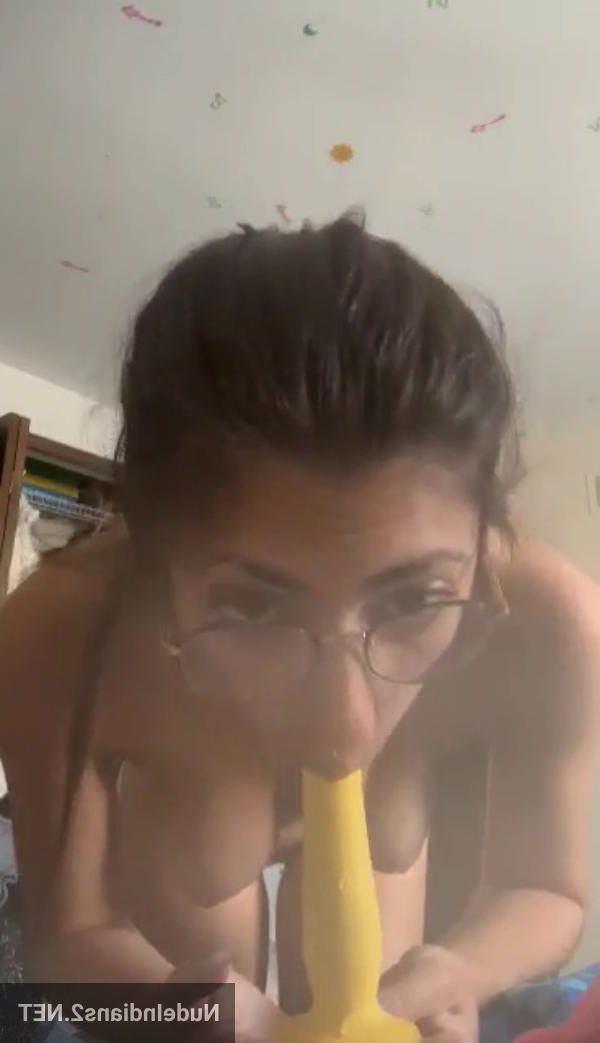 Big indian ass nude