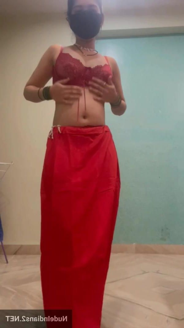 Nude aunty