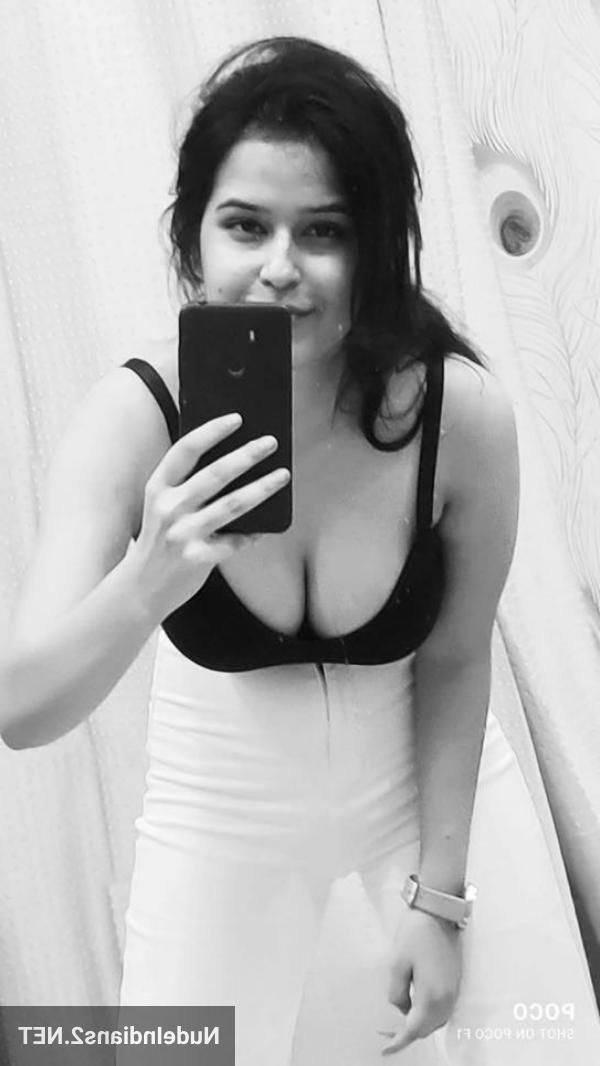 Naked selfshot